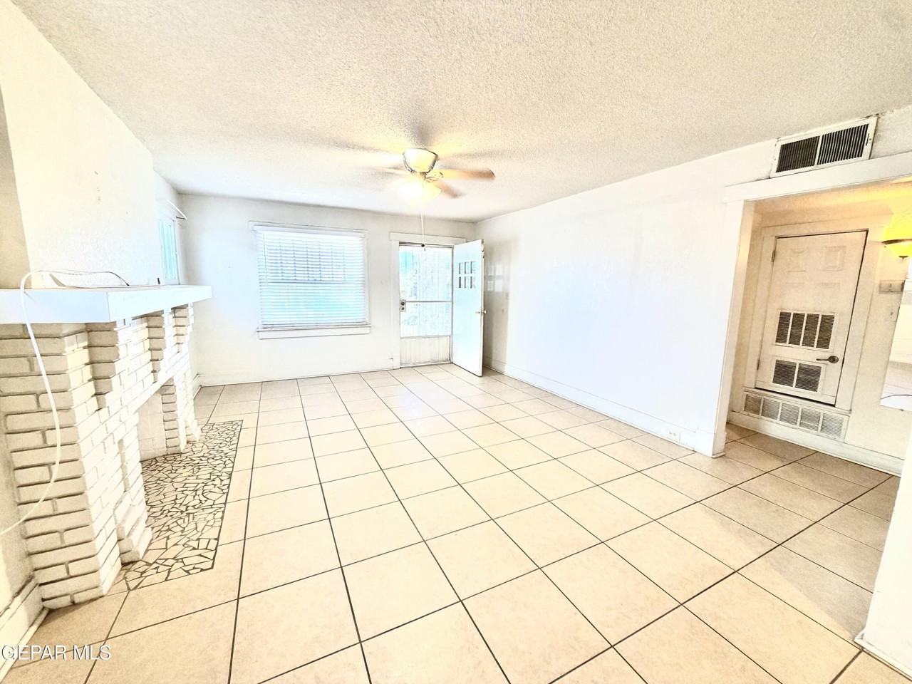 3429 Tularosa Ave - Photo 6 of 15