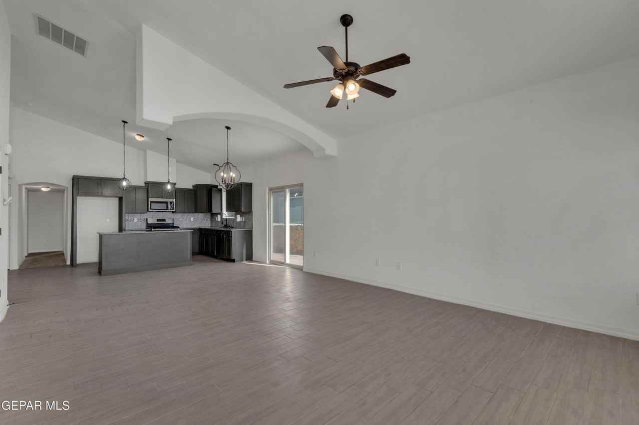 2420 Tierra Delmonte Dr - Photo 4 of 32