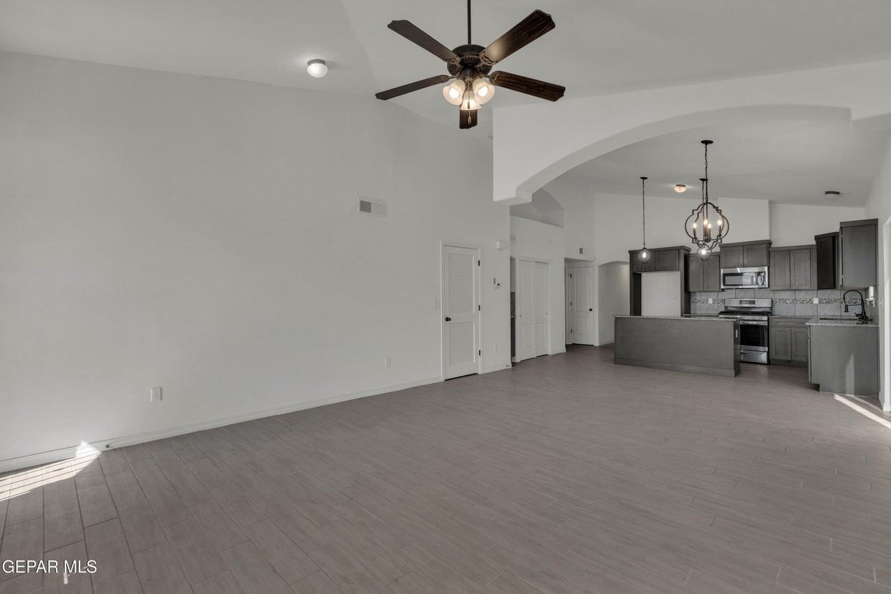 2420 Tierra Delmonte Dr - Photo 5 of 32