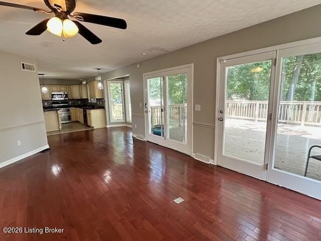 1807 Oriole Dr - Photo 7 of 44