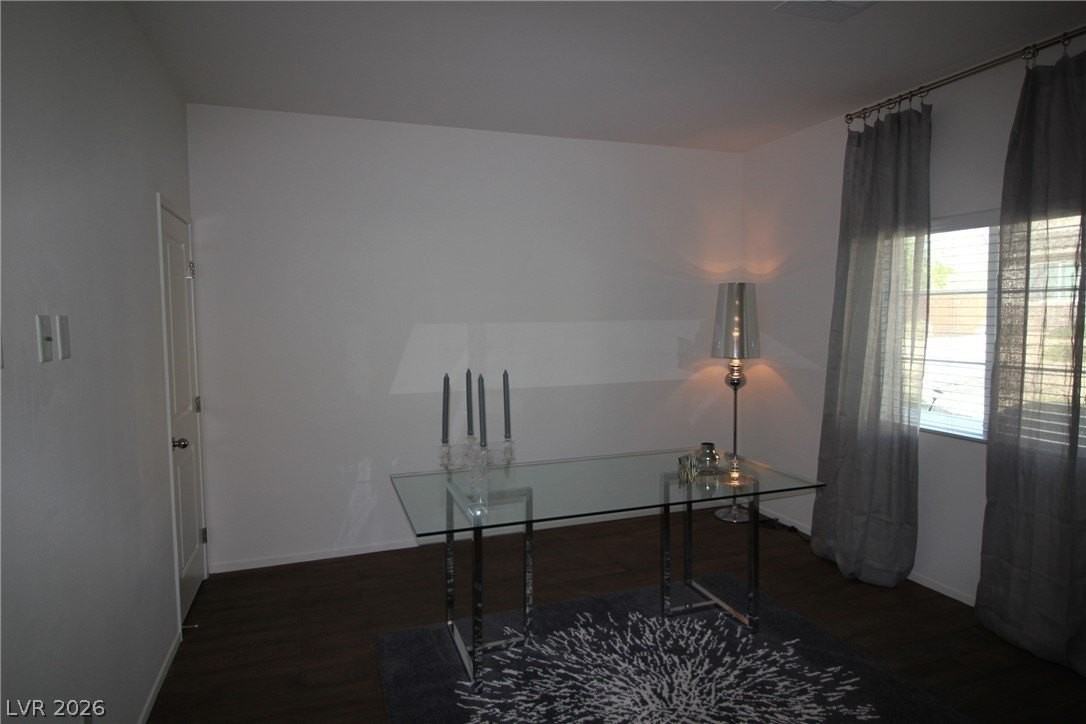 10086 Emerald Edgewater Ct - Photo 3 of 35