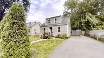 featured image of 2517 Clay St