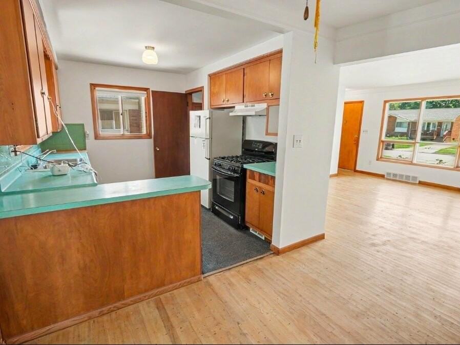 32741 Grandview Ave - Photo 5 of 26