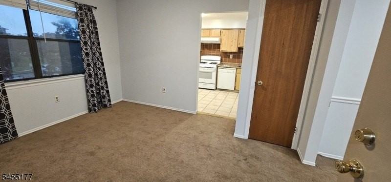 1909 Raspberry Ct - Photo 2 of 8