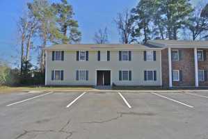 featured image of 1106 Karen Dr #C