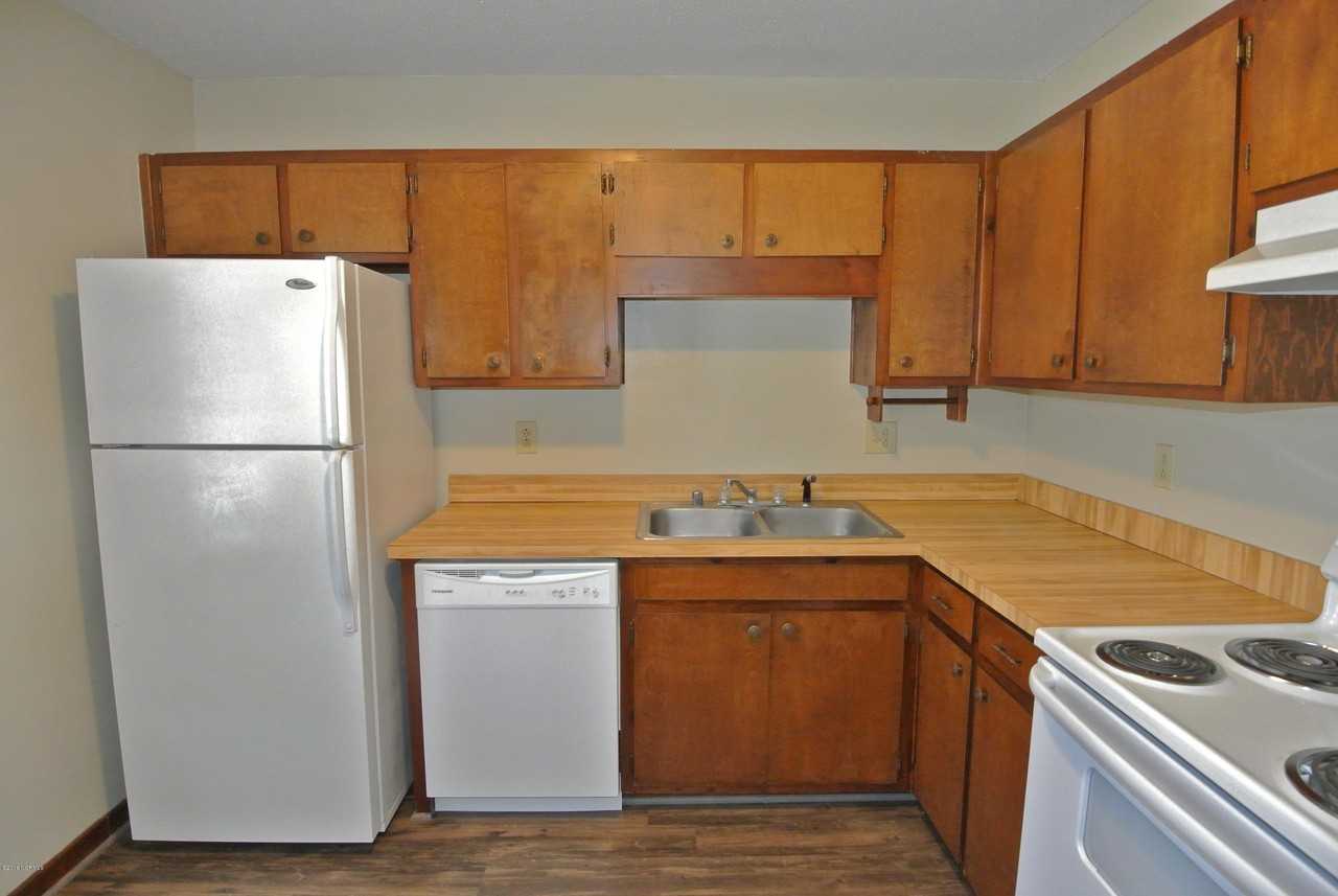 1106 Karen Dr #C - Photo 6 of 13