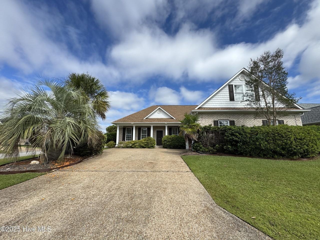 1011 Ginger Lily Way - Photo 2 of 34