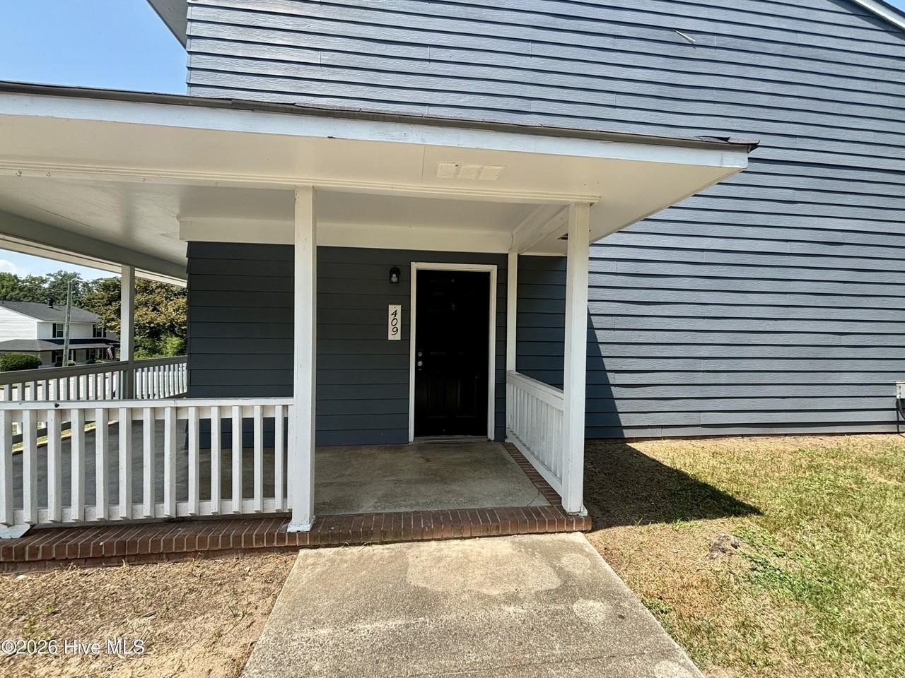 409 W Main St - Photo 2 of 13