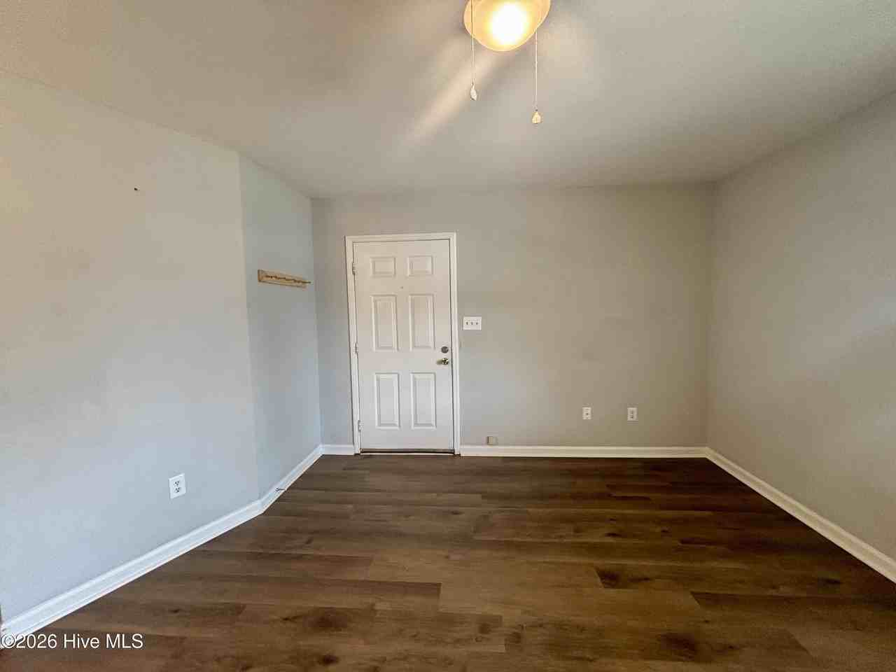 409 W Main St - Photo 3 of 13