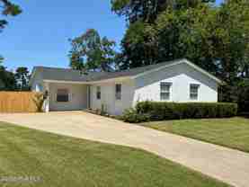 1209 Azalea Dr - Photo 1 of 1