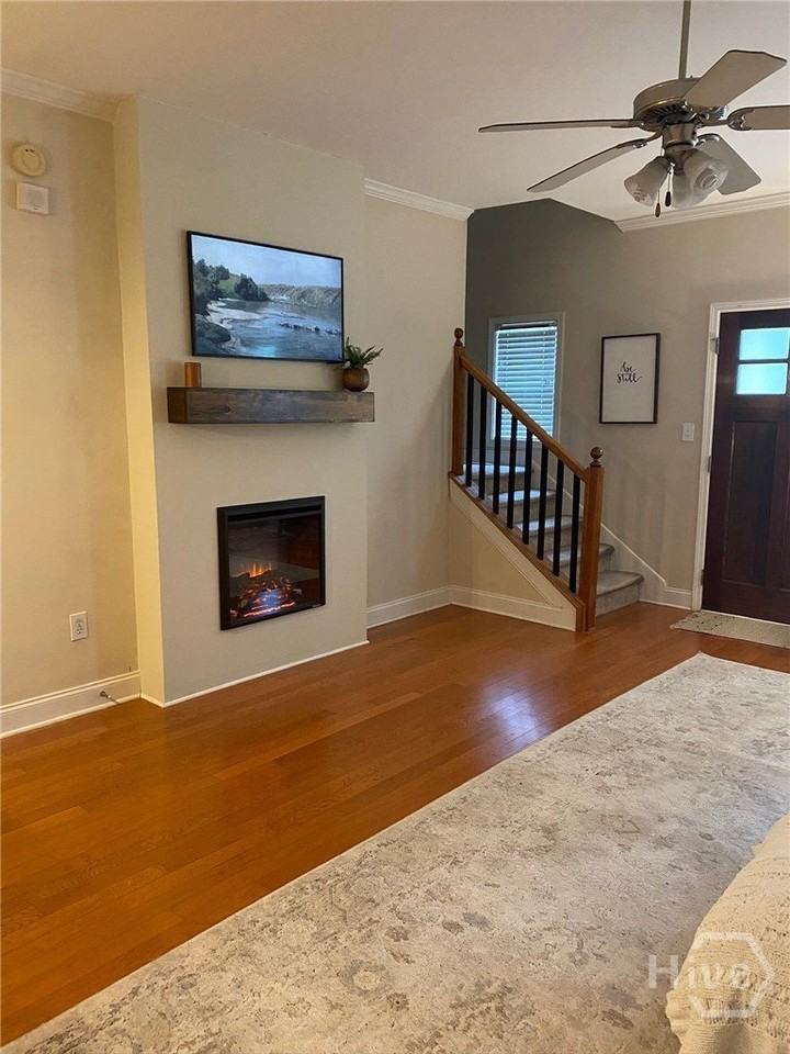 232 Center Park Ln - Photo 5 of 10