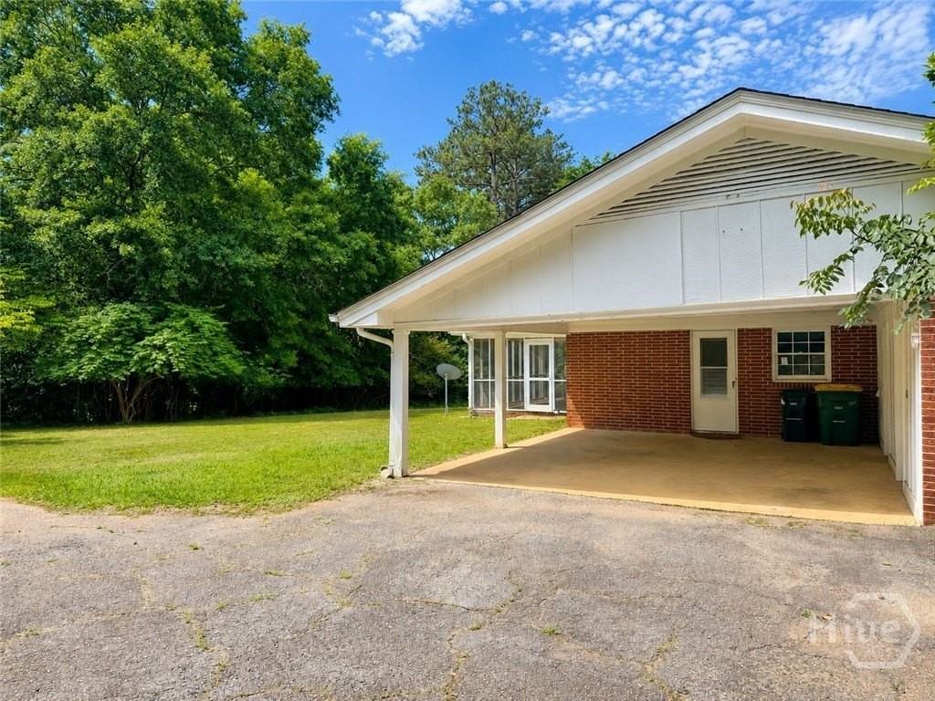 560 Riverview Rd - Photo 2 of 13