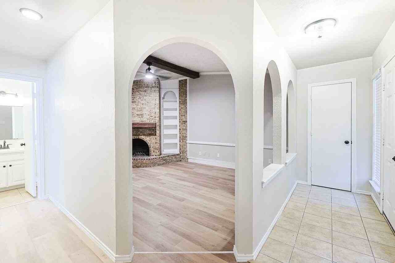 5711 3rd St #B - Photo 4 of 40