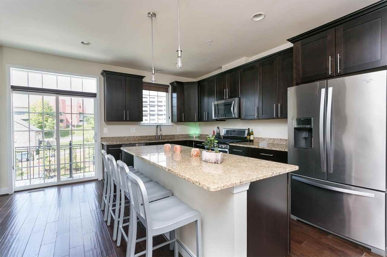 19 Willow Ave - Photo 4 of 20
