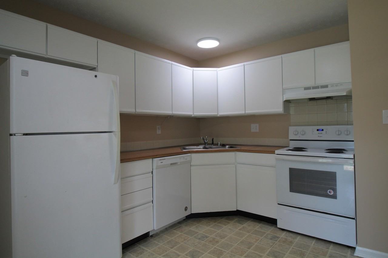 316 Squires Rd - Photo 5 of 15