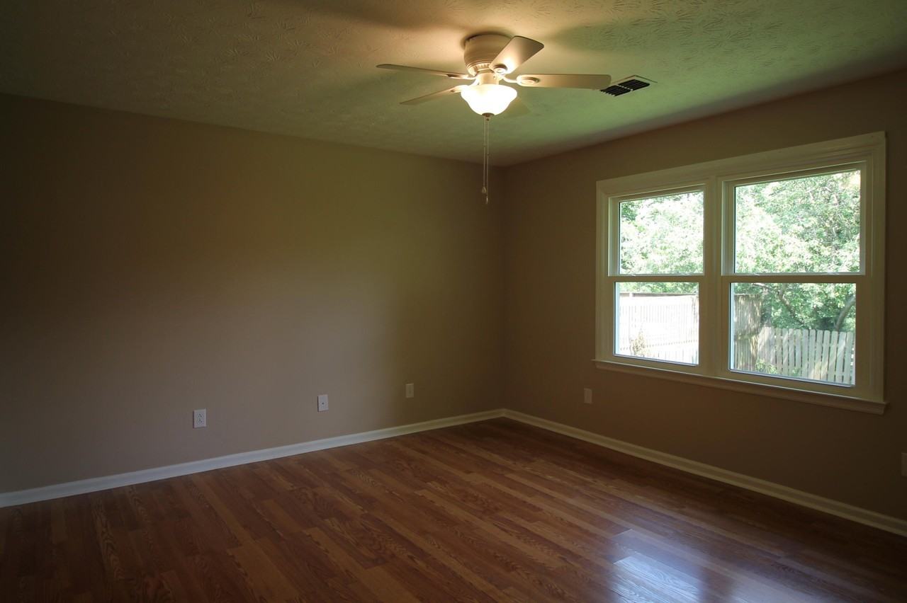 316 Squires Rd - Photo 7 of 15