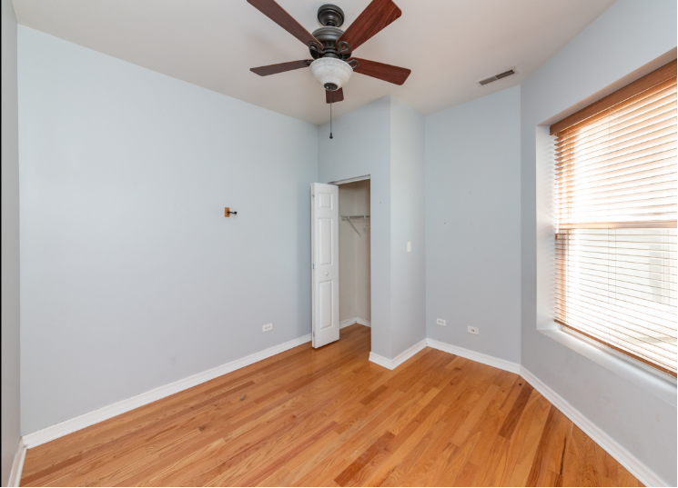 3215 W Altgeld St #2 - Photo 7 of 15