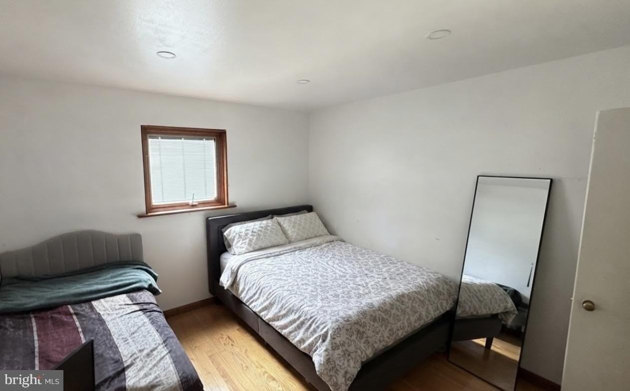 7403 Essex Ave - Photo 5 of 10