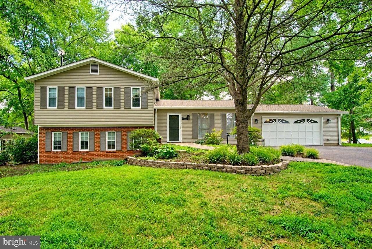 2405 Earlsgate Ct