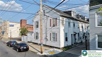 547 N Silk St - Photo 1 of 1