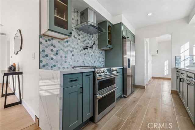 9233 Swinton Ave - Photo 4 of 7