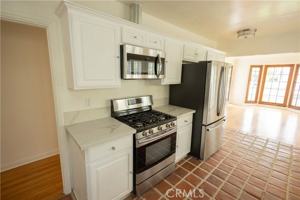 featured image of 446 S La Peer Dr