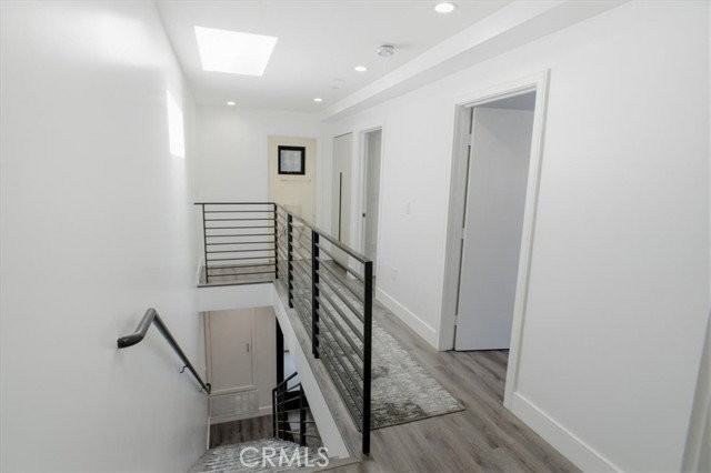 829 N Martel Ave - Photo 3 of 8
