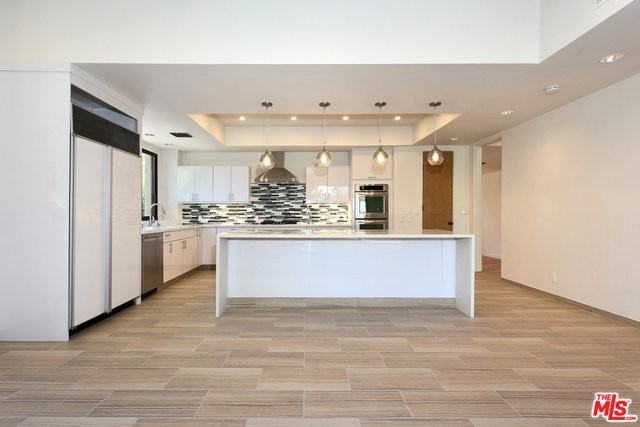 2408 Venus Dr - Photo 3 of 8