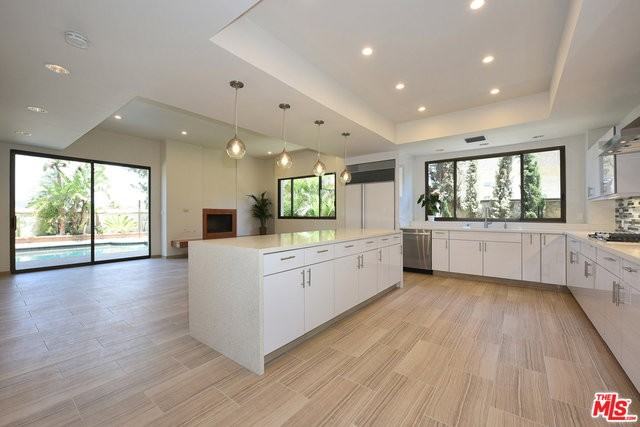 2408 Venus Dr - Photo 5 of 8