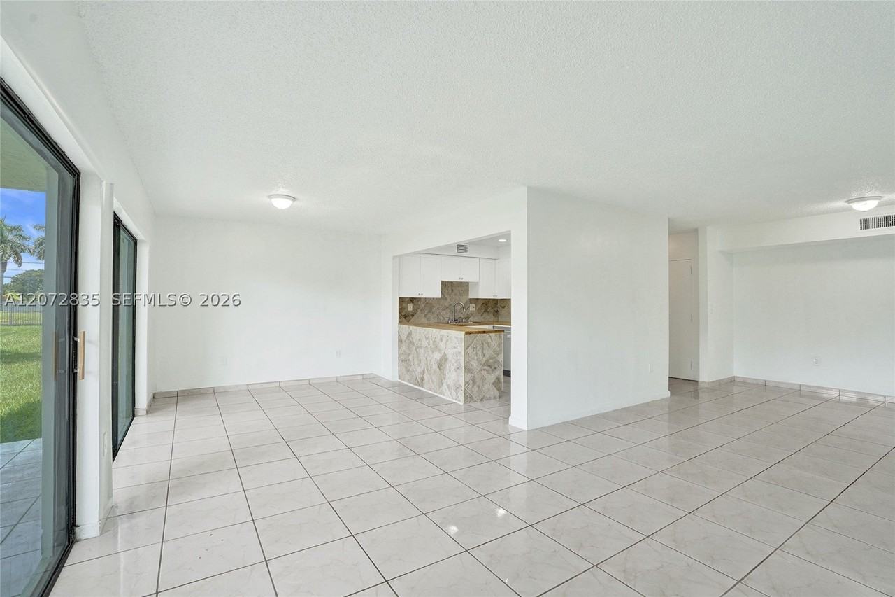5700 Sw 127th Ave #1118 - Photo 5 of 45