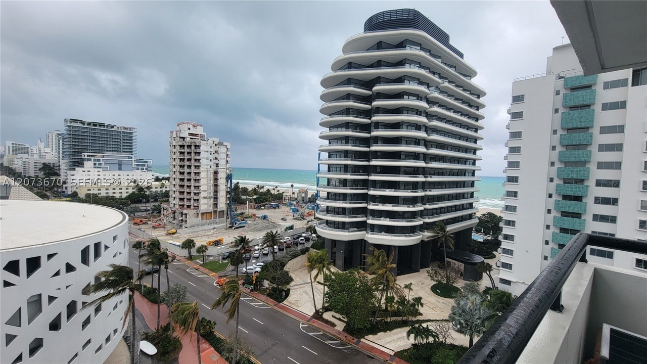 3200 Collins Ave #9-1 - Photo 2 of 18