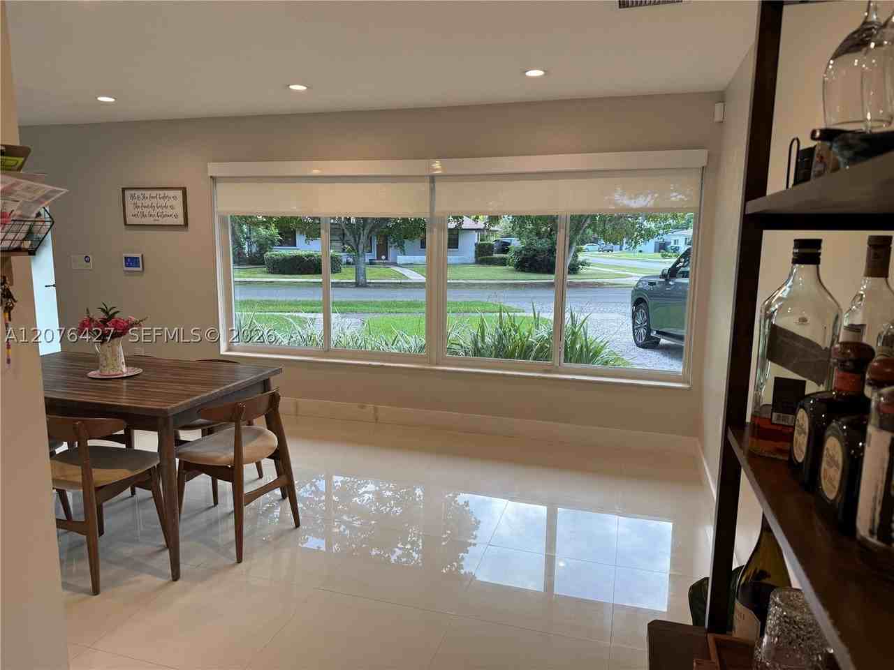 4901 Sw 95th Ct - Photo 4 of 12