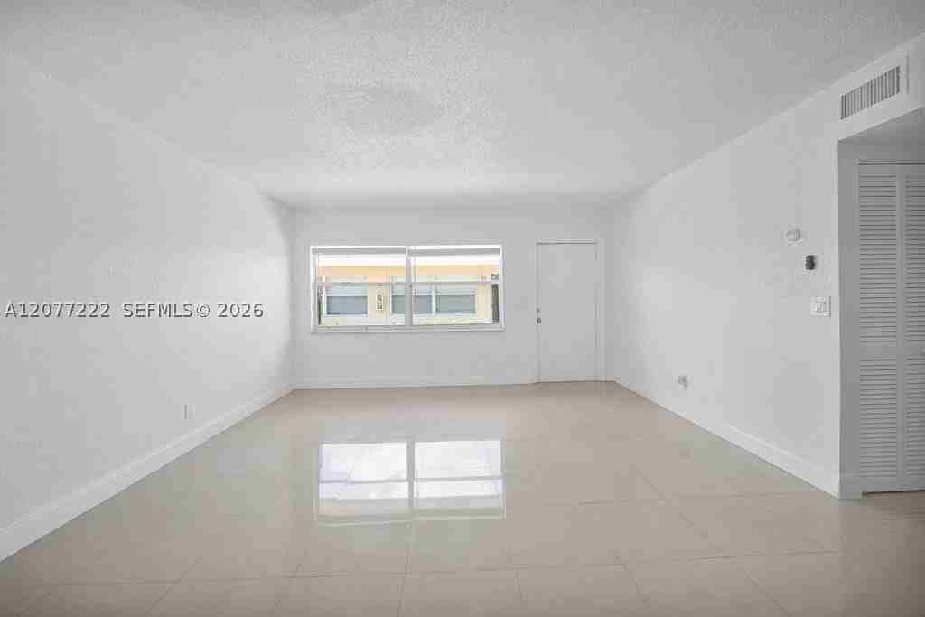 655 Kathy Ct - Photo 2 of 45
