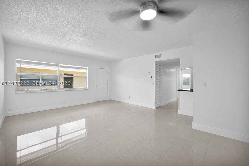 655 Kathy Ct - Photo 6 of 45