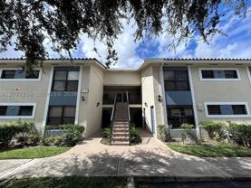 1525 Lake Crystal Dr #D - Photo 1 of 1