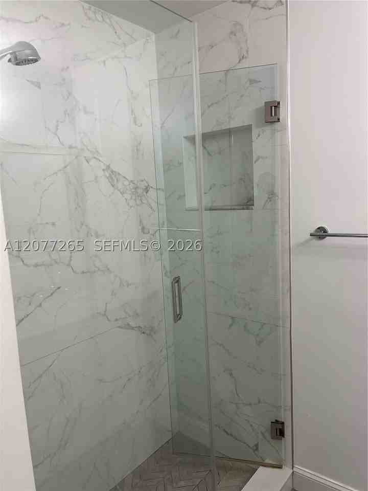 7415 Sw 117th St - Photo 4 of 8