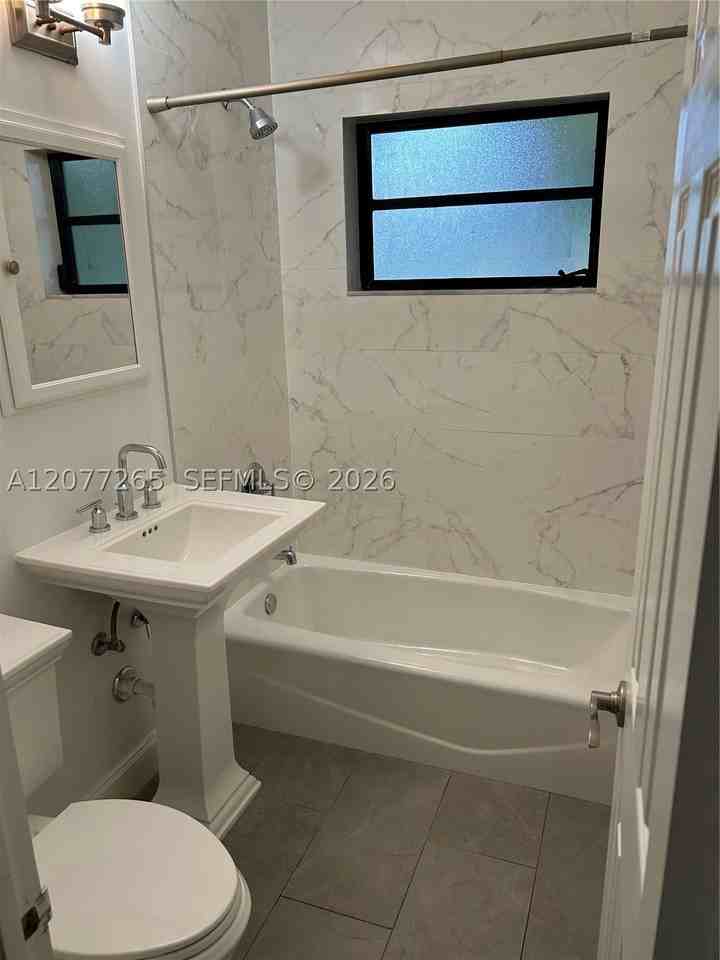7415 Sw 117th St - Photo 5 of 8