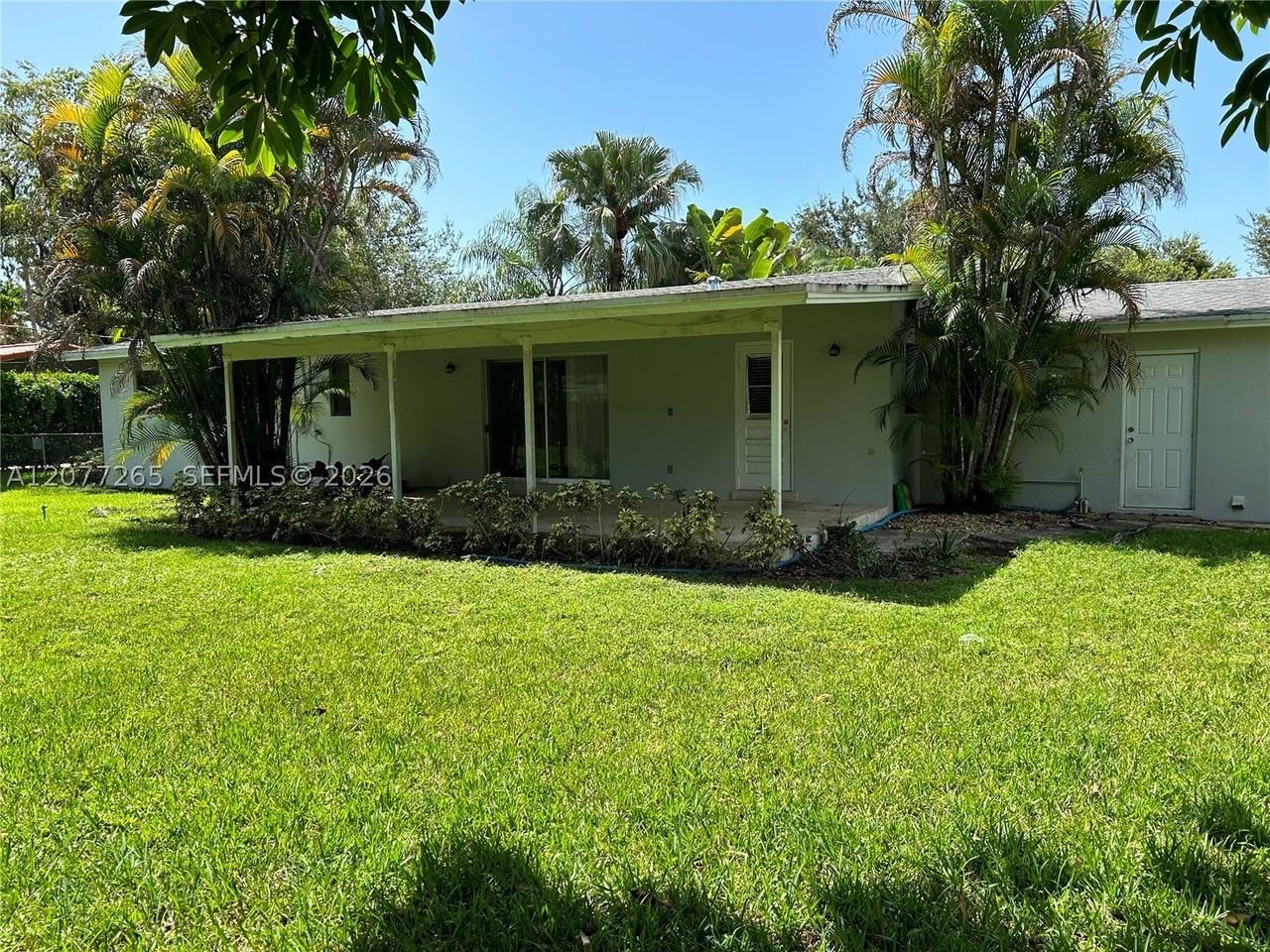 7415 Sw 117th St - Photo 7 of 8