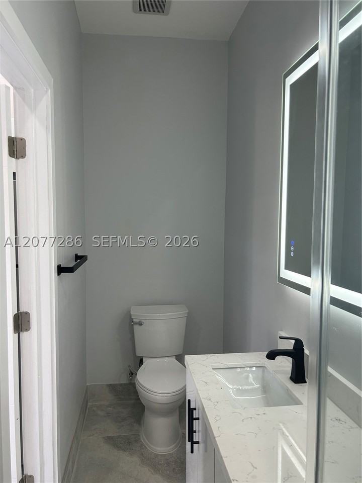 18520 Caribbean Blvd #0 - Photo 5 of 11