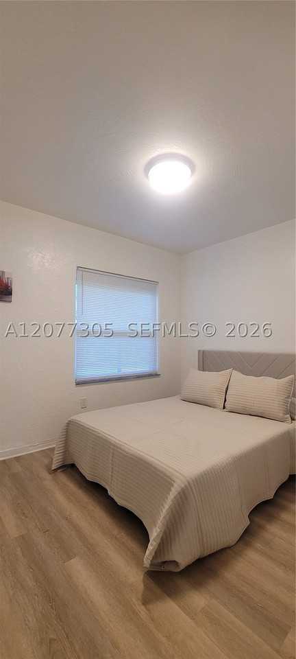 145 Ne 67th St #1 - Photo 7 of 15