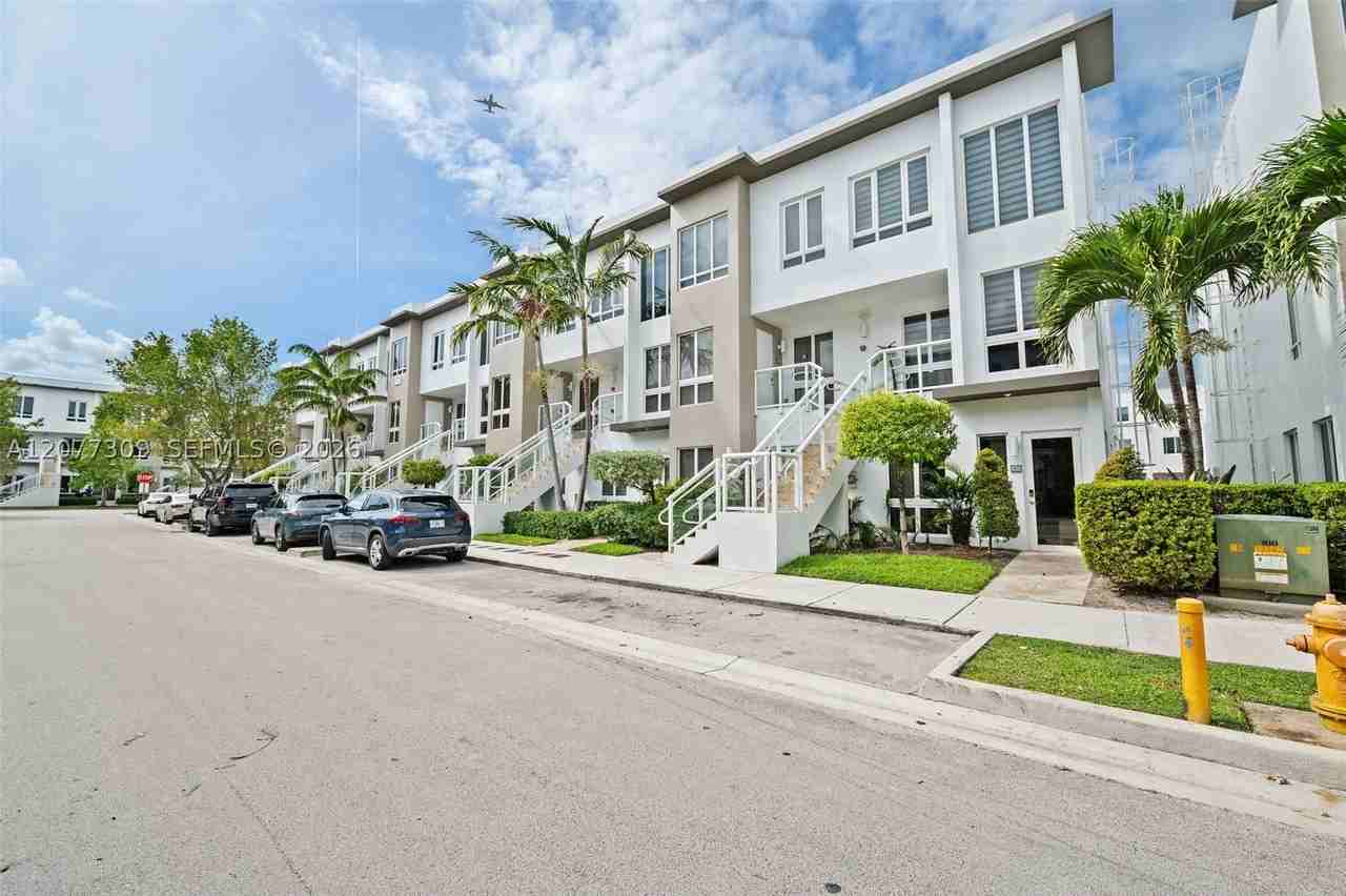 10305 Nw 63rd Ter #105 - Photo 2 of 34