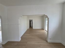 featured image of 2326 Sw 9th St #1