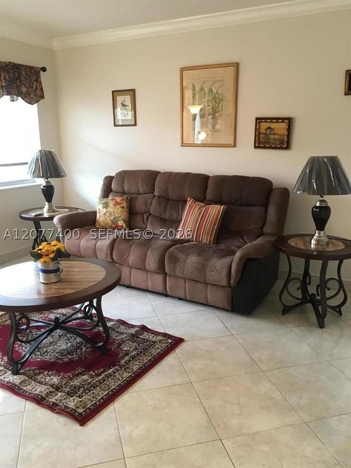 190 Salisbury H #190 - Photo 3 of 38