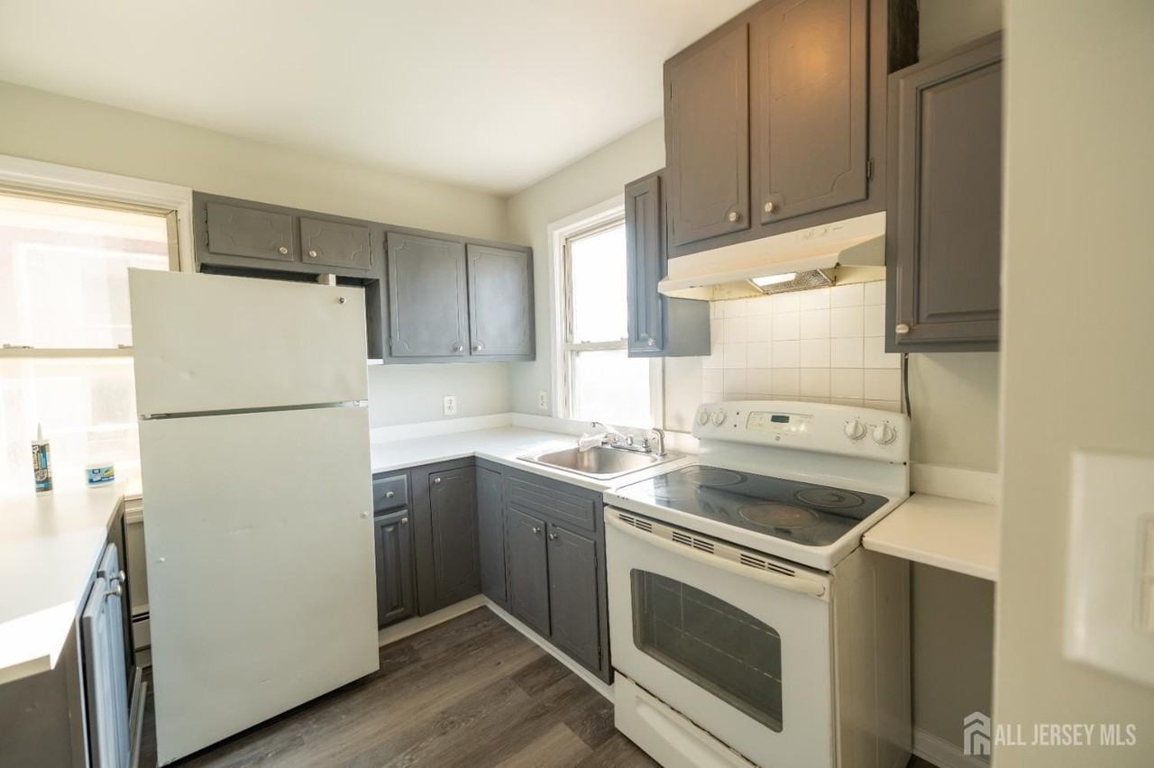 337 Convery Blvd #2 - Photo 5 of 11