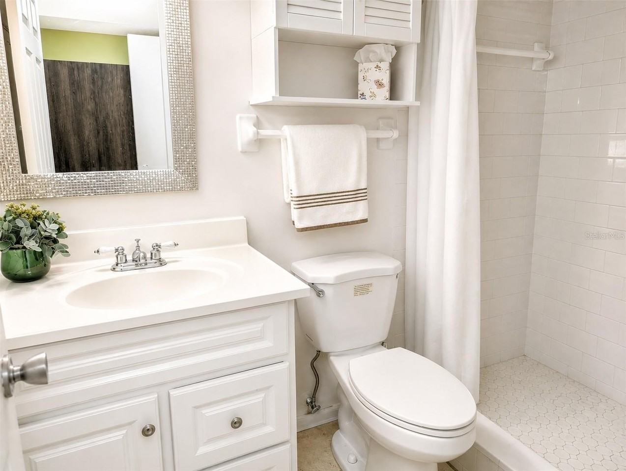 4111 Heron Way #E103 - Photo 6 of 12