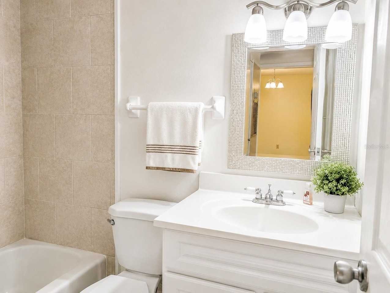 4111 Heron Way #E103 - Photo 7 of 12