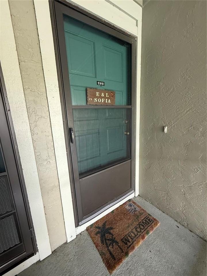 308 Palm Coast Pkwy Ne #202 - Photo 4 of 36