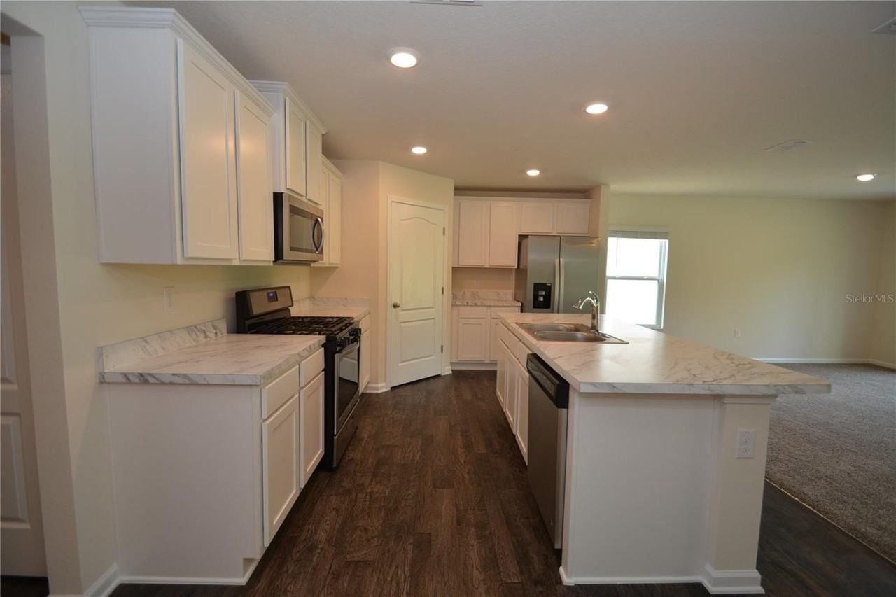 664 Grand Reserve Dr - Photo 5 of 11