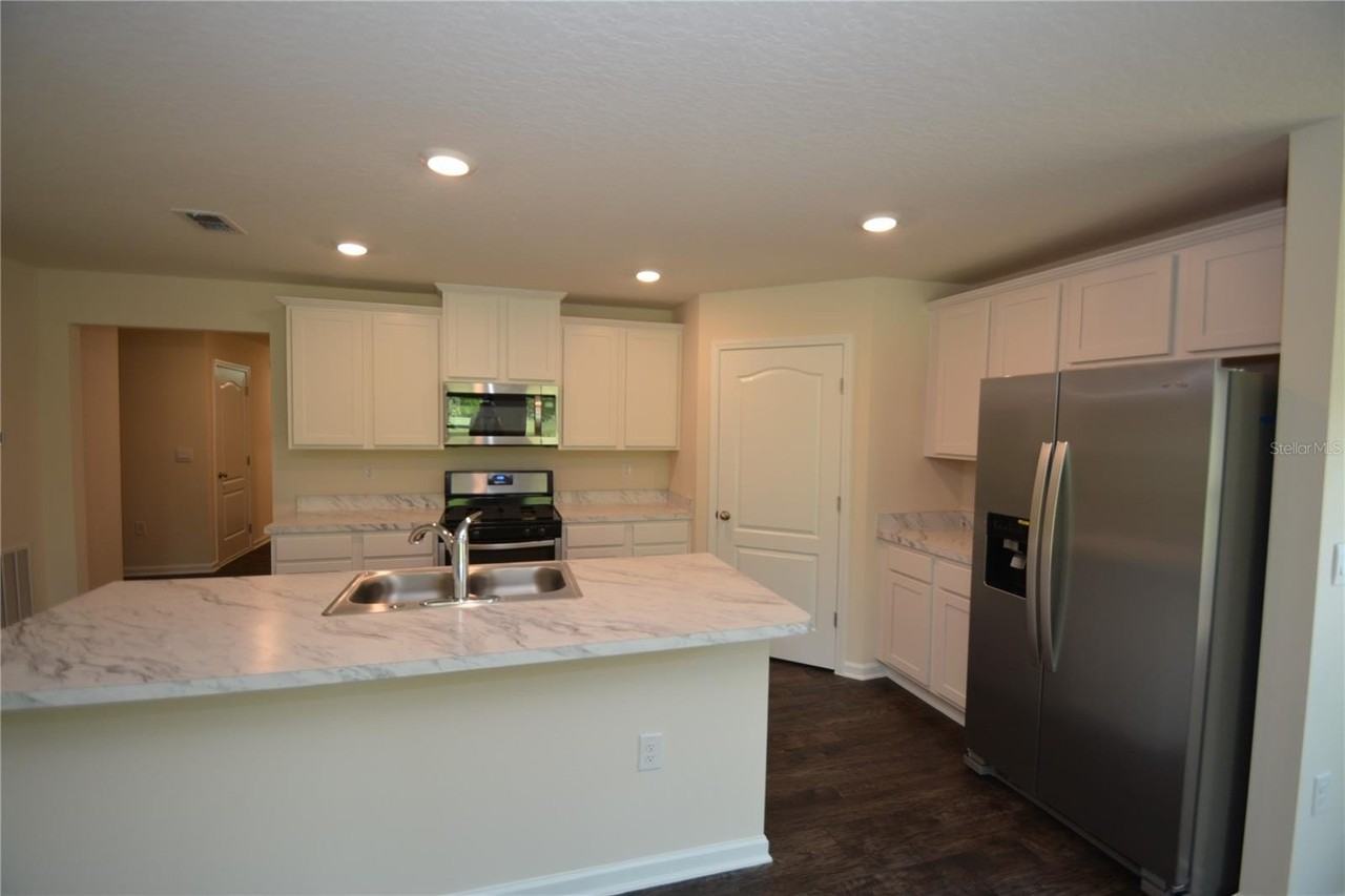 664 Grand Reserve Dr - Photo 7 of 11
