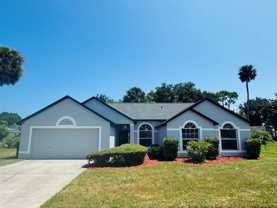 215 Hollowbrook Cir - Photo 1 of 1